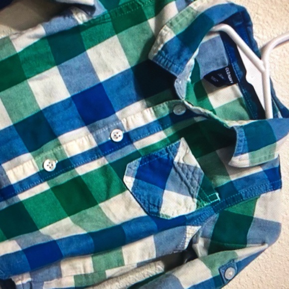 Old Navy Other - Chenckered button long sleeved boys shirt blouse